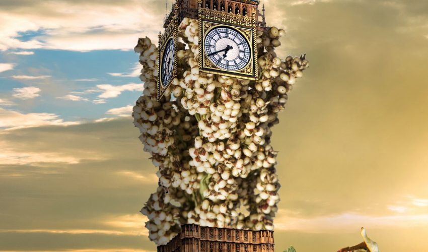 Dramatic sunset over Big Ben clock tower in London, UK